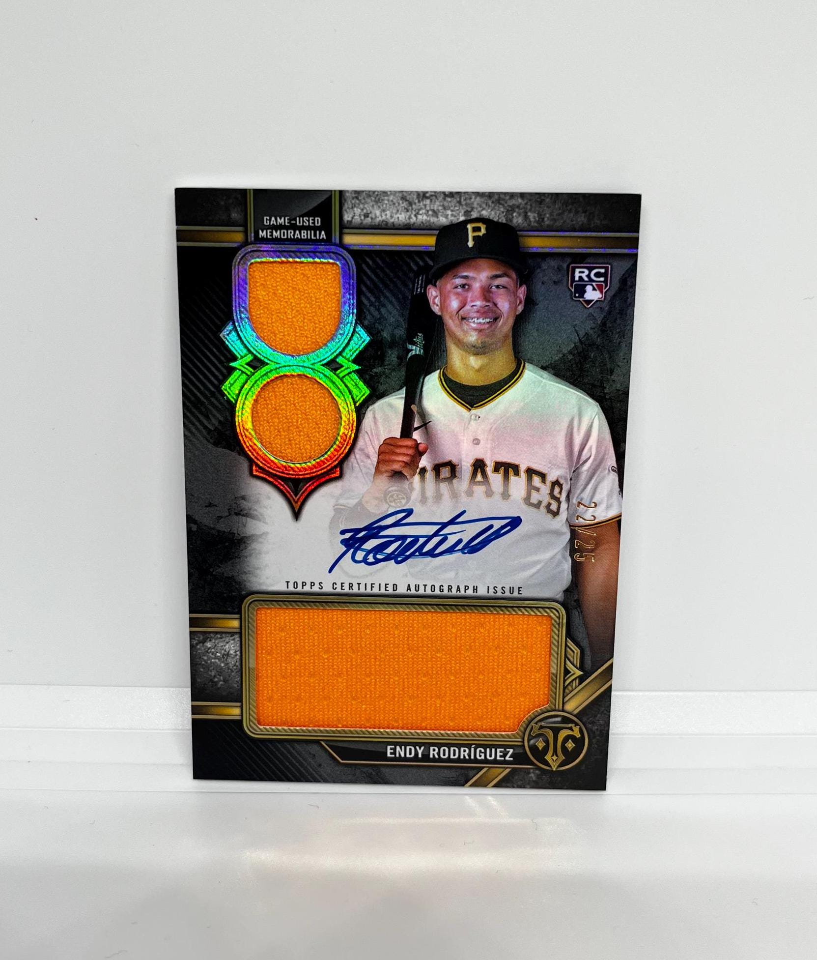 Endy Rodriguez #RARER Pittsburgh Pirates; Rookie Autograph & Patch 