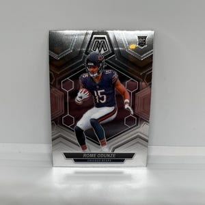 Rome Odunze #309 Chicago Bears; Novato; Panini Mosaic Futebol 2024