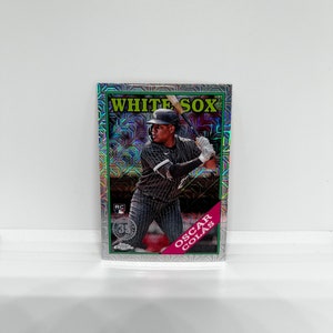 Oscar Colas #T88CU53 Chicago White Sox; Mojo Refractor Rookie - inserção de 1988; Topps Cromo Beisebol 2023