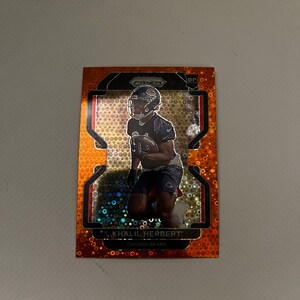 Khalil Herbert #425 Chicago Bears; Novato - Disco Laranja; Panini Prizm Futebol 2021