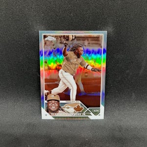 Vladimir Guerrero Jr #50 Toronto Blue Jays; Sepia Refraktor; Topps Chrome Baseball 2023