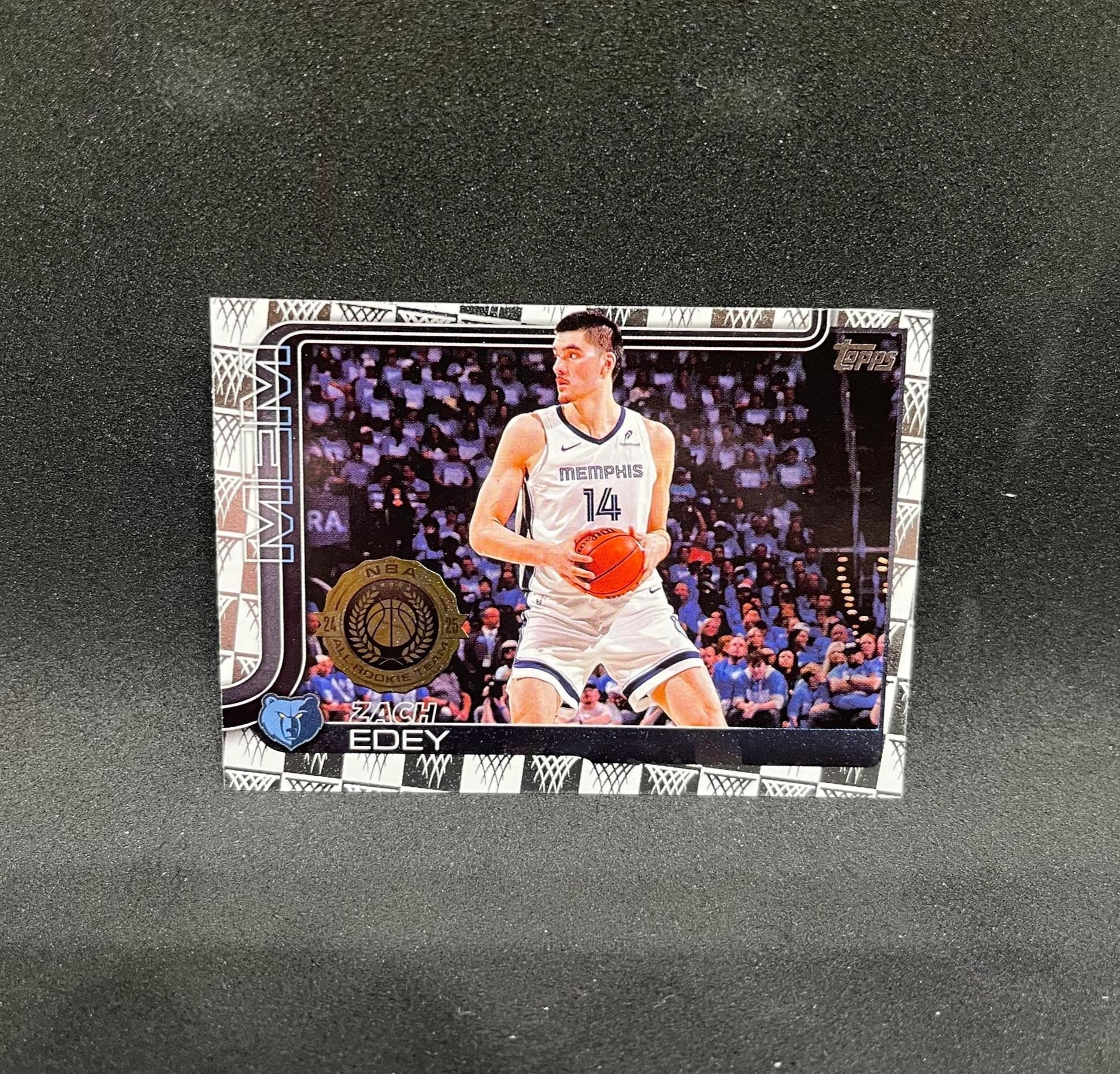 Zach Edey #186 Memphis Grizzlies; Tip-off Parallel - All-rookie