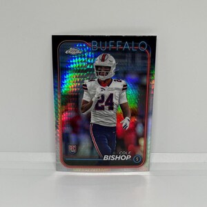 Cole Bischoff #263 Buffalo Bills; Rookie - Prisma Refraktor; Topps Chrome Fussball 2025