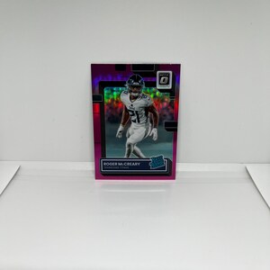Roger McCreary #259 Tennessee-titanen; Beoordeeld als Rookie - Roze Prizm; Panini Donruss Optic Voetbal 2022