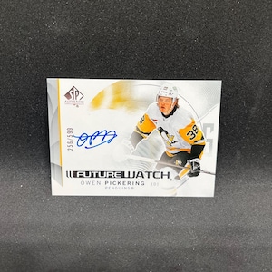 Owen Pickering #178 Pittsburgh Penguins; Future Watch Autograph - Numbered 256/599; Upper Deck SP Authentic Hockey 2025