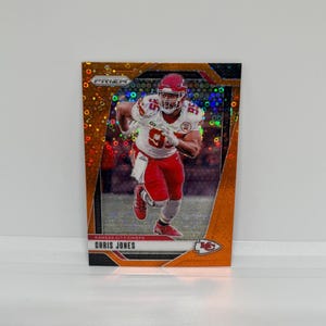 Chris Jones #143 Kansas City Chefs; Orange Disco Prizm; Panini Prizm Fussball 2024
