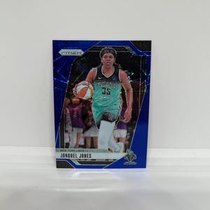 Jonquel Jones #14 New York Liberty; Blue Velocity Prizm; Panini WNBA Prizm Basquete 2024