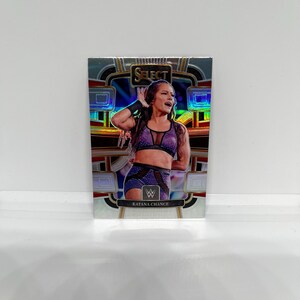 Katana Chance #80; Concoursniveau: Silver Prizm; Panini WWE Select 2024