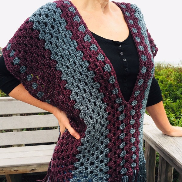 Simple Crochet Poncho pattern, Easy crochet poncho top, Granny Stitch poncho, Easy women's sweater pattern, Misty Morning Poncho Top