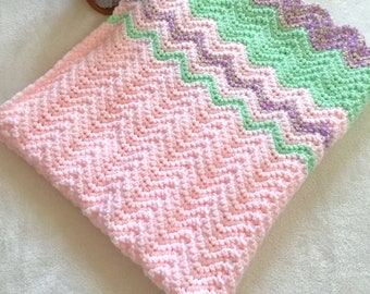 Easy Crochet Baby Blanket, Baby Girl Blanket, Baby Shower Gift, Love You Forever Baby Blanket, Ripple Stitch Baby Blanket, Warm Baby Blanket