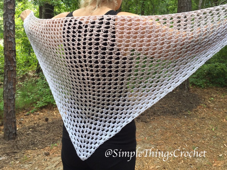 Crochet Triangle Shawl Pattern, Granny Triangle Shawl, Women's Crochet Wrap, Crochet Scarf, Bridal Shawl Pattern, Crochet Cowl Pattern image 4