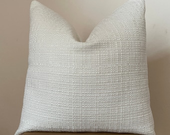 ivory linen pillow cover,neutral pillow, textured linen pillow, warm tone cushion cover, cream pillow,cream throw pillow, solid throw pillow