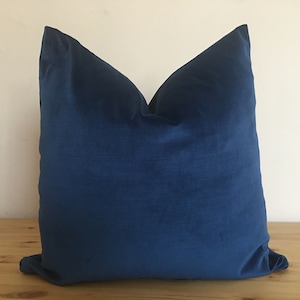 Navy velvet pillow cover/ Christmas velvet pillow/ Blue throw pillow, Navy cushion cover/ Luxury velvet pillow/ Velvet pillow