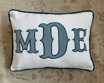 Copertina del cuscino con nome, cuscino con monogramma, regalo per la festa della mamma, cuscino personalizzato, cuscino per dormitorio personalizzato, cuscino con monogramma