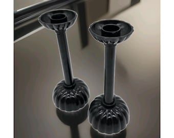 Japans paar Shokudai-kandelaars gemaakt door Laslo voor Mikasa Halloween Vtg