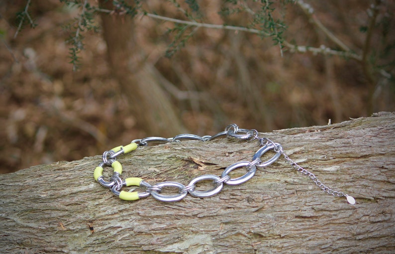 Solid chunky Choker necklace