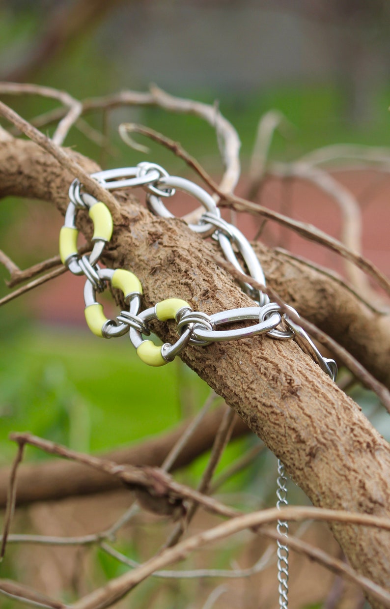 Solid chunky Choker necklace