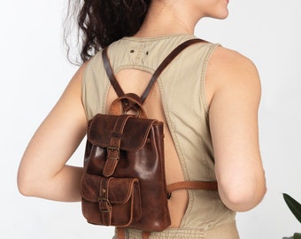 Mini sac à main en cuir « Filia » petit cuir marron foncé et daim caramel et boucles en métal de poche, cadeau personnalisé, gravure au laser