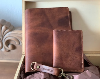 Leather GIFT SET office journal PERSONALIZED keychain and passport holder wallet travel gift set