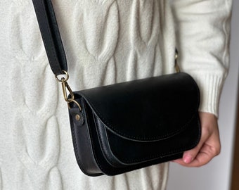 CROSS BODY PURSE petit sac à bandoulière en cuir pour femme en cuir véritable design minimaliste « Galini »