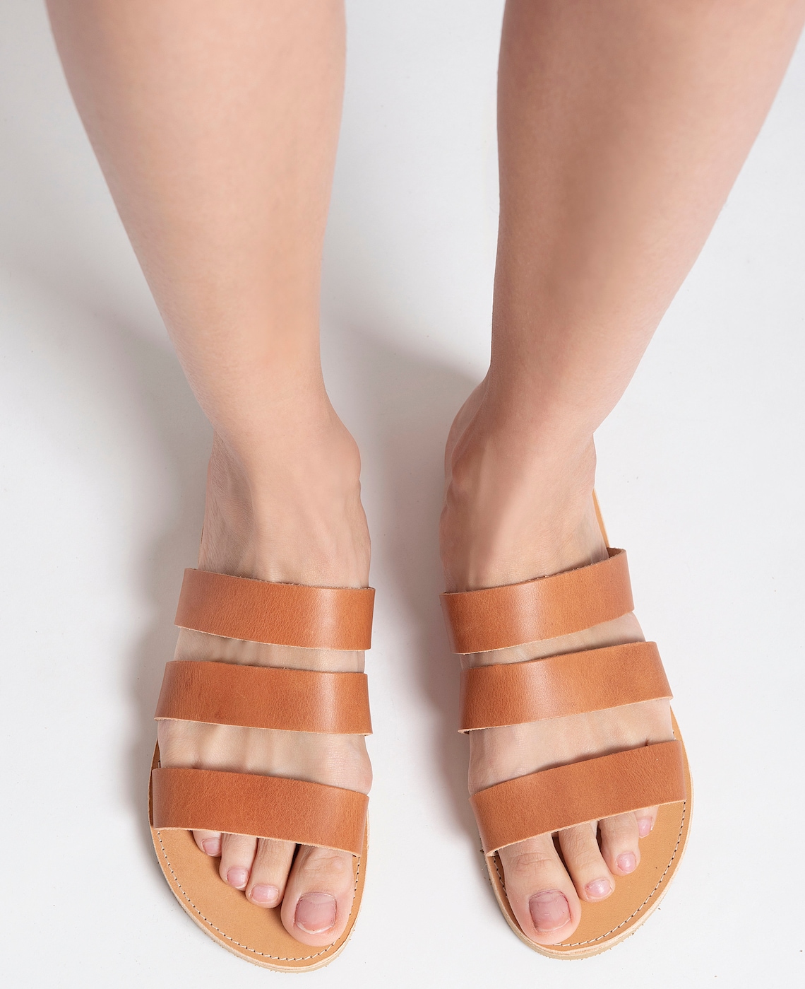 womens tan slides