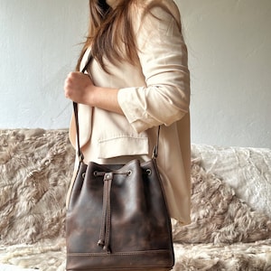 Leather bucket bag, leather pouch with drawstring, shoulder bag women full grain leather image 4