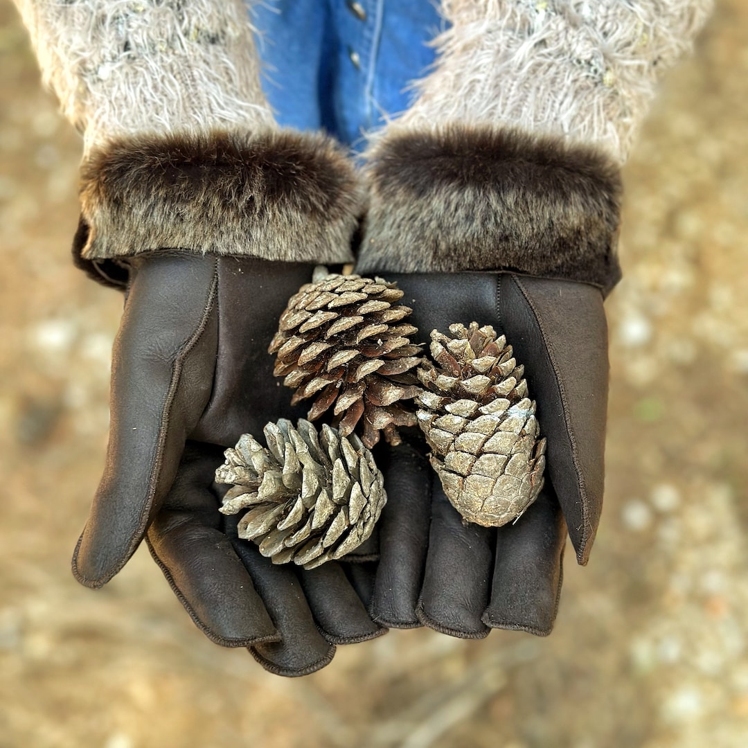 Luvas de pele de carneiro artesanais: couro de carneiro marrom
