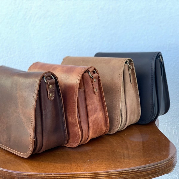 LEATHER PURSE WOMEN cross body  real leather in 3 colors, unisex design . iPhone bag, Crossbody purse, personalised gift