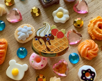 Sweet Memories – Hard Enamel Pin - Lapel Pin - Accessories - Badge - Brooch - Design - Art - Waffle - Breakfast - Food - Sweets