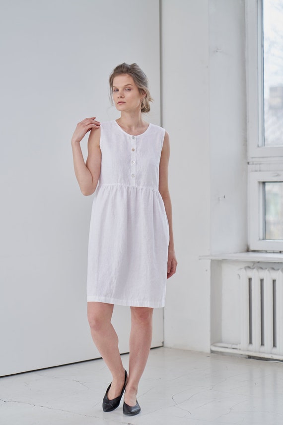 white linen dress with pockets