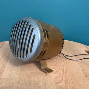 Vintage 1940's 50 Cold War Era Air Raid Police Fire Rescue Siren EXTREMELY LOUD