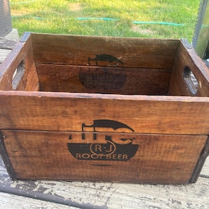 Vintage Hires Root Beer Soda Advertising Wood Crate Farm Bar Kitchen Country Storage Decor