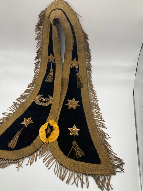 Épingle Médaille IOOF Odd Fellows Vintage – émail Et Sterling – Ordre Indépendant