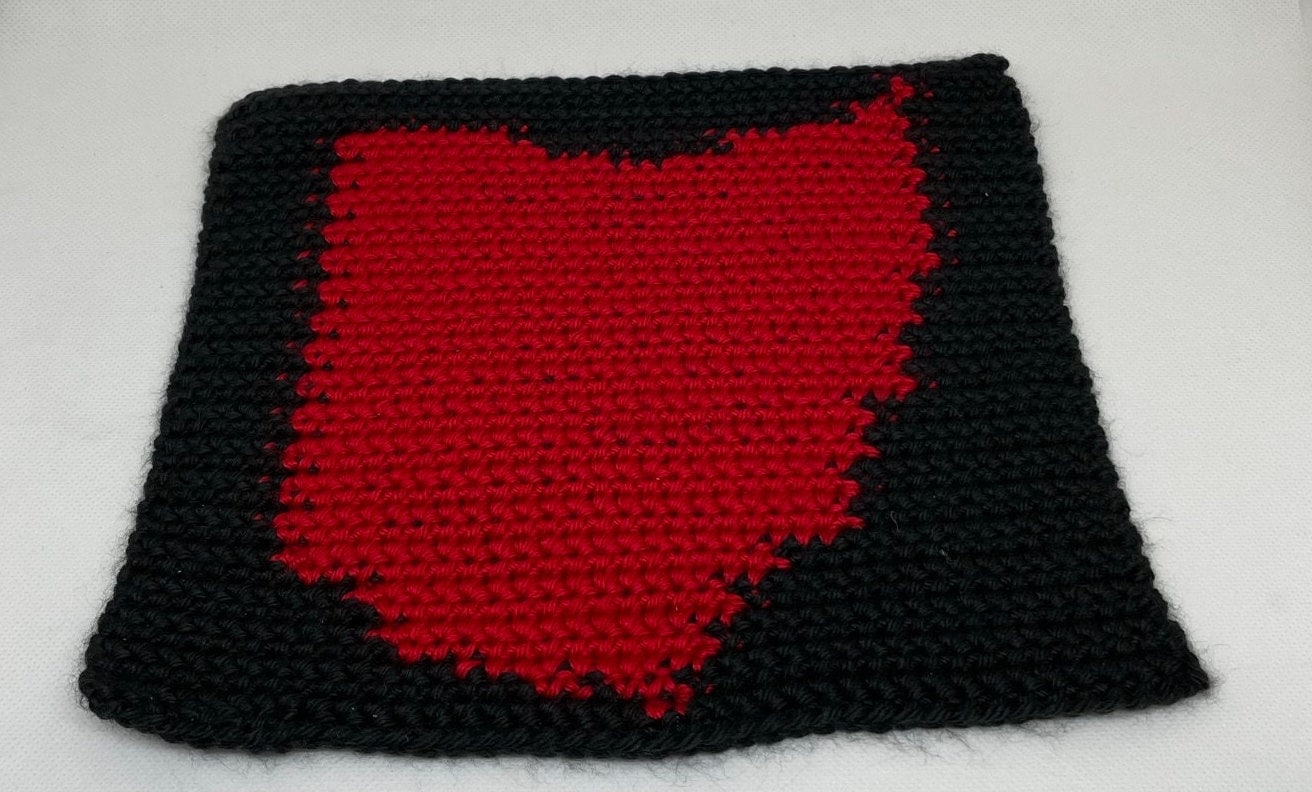 40 Graph C2C Crochet Patterns: Boost Your Skills With These Unique Designs 36 Ohio Throw Pillow