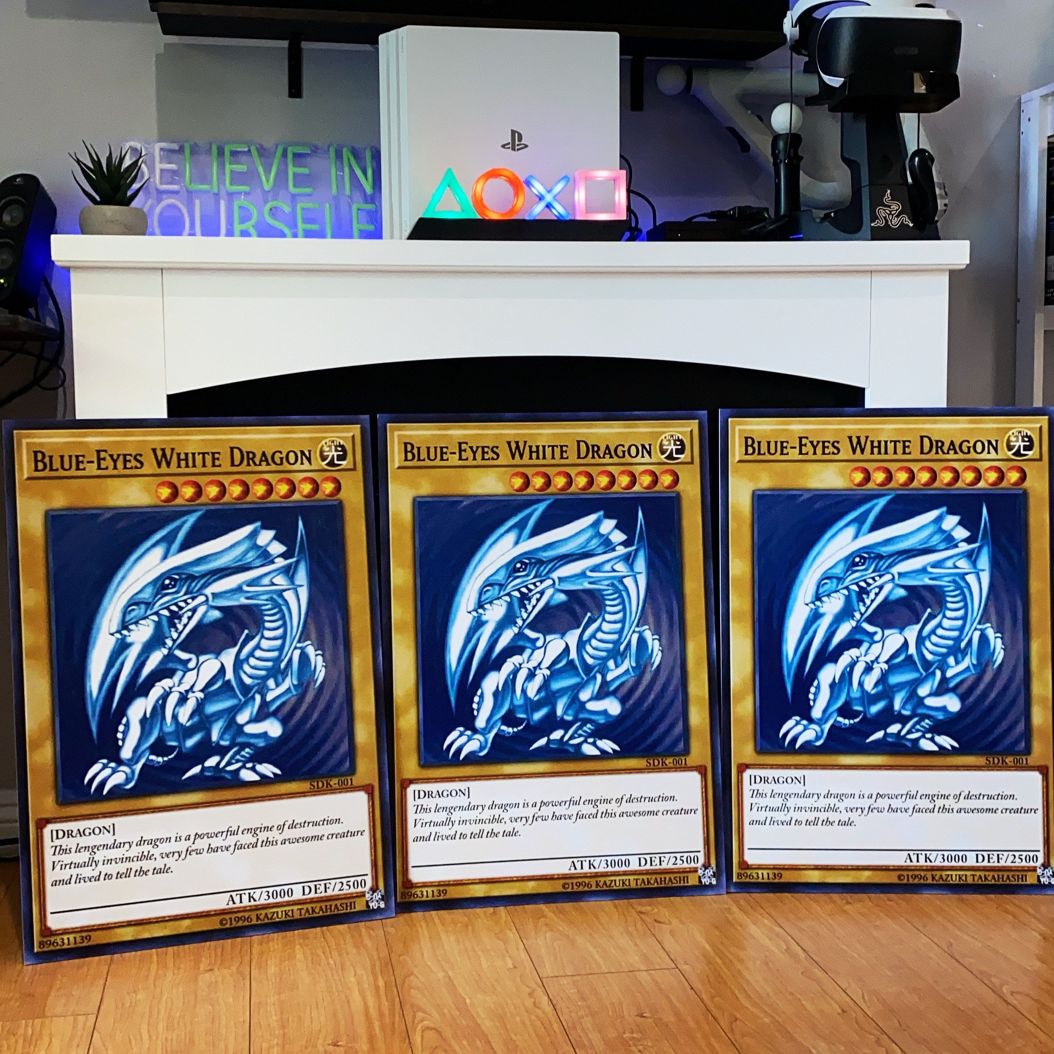 Blue-Eyes White Dragon SDK-001 Giant Yu-Gi-Oh TCG proxy Card