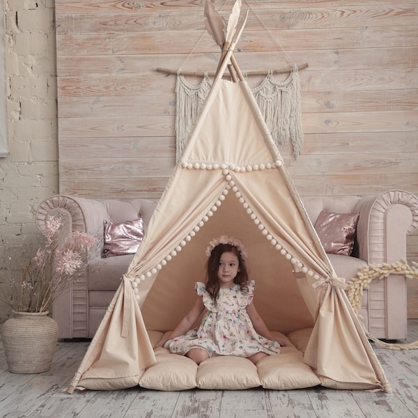 Teepee ,snail, Kids Tipi, Indian Tee pee, Childrens Teepee, Playtent, Tipi, Teepee tent, Tipi tente pour les enfants, wigwam