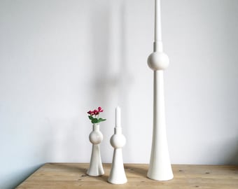 Berliner Fernsehturm Skulptur, Miniatur, wahre Hauptstadt Liebe, Kerzenhalter, Vase aus Keramik in 2 Farben und Größen