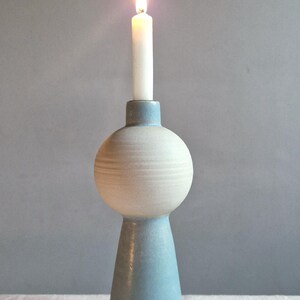 Berliner Fernsehturm Skulptur, Miniatur, wahre Hauptstadt Liebe, Kerzenhalter, Vase aus Keramik, dekoratives Wohnaccessoire, Einzugsgeschenk blau/natur