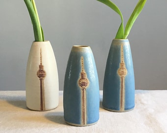 Berlin Vase, kleines handgedrehtes Souvenir, Geschenk, Andenken an die Hauptstadt, für Fernsehturm Fans :)