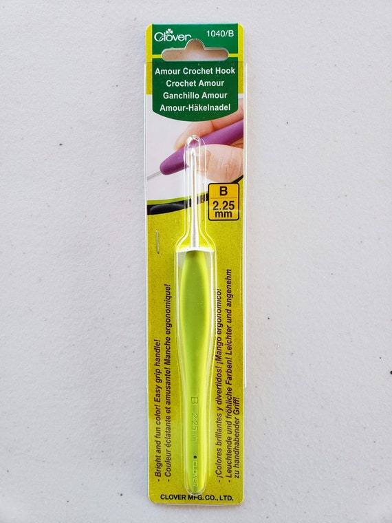 Clover 1053//K Amour Crochet Hook Size K//6.5mm