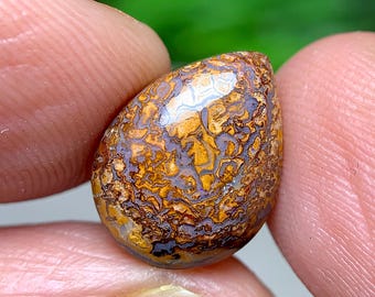 Cabujón de ópalo natural de roca - 3,22 quilates • 12x9,1x4,3 mm -