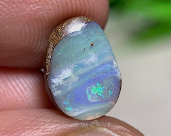 Natural Boulder Opal Cabochon - 1.26 Cts • 9.3x6.9x2.4 MM .-