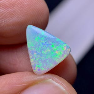 Solid Australian Opal Cabochon • Iridescent Flash Gemstone for Ring Making (11x9.2x4 mm - 2.19 Cts)