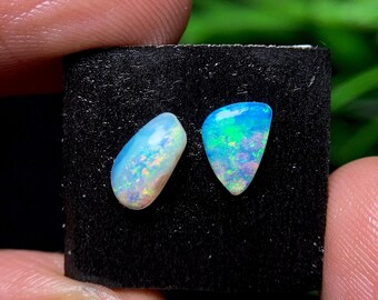 Solid Australian Opal Cabochon Lot – Bright Flashing Gemstone (0.48 Cts lot)