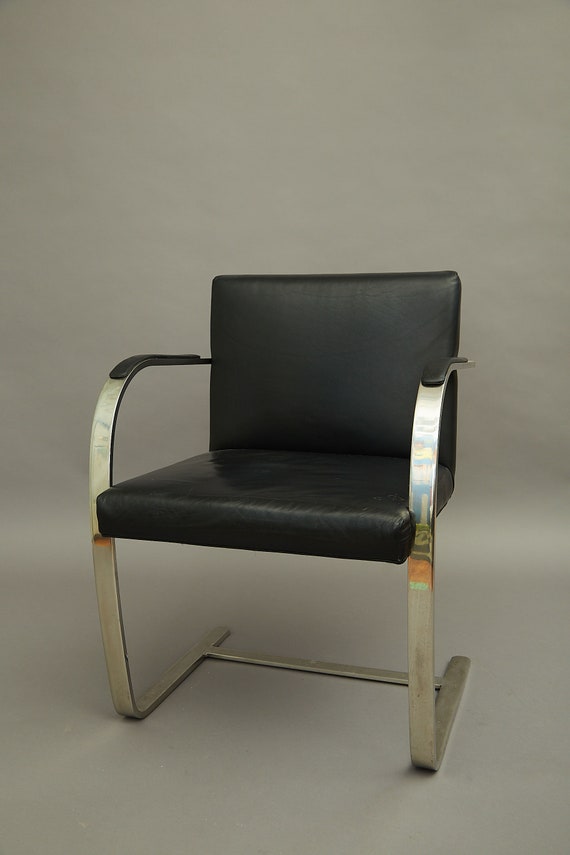 Mies Van Der Rohe BRNO chair Mies Van Der Rohe BRNO chair