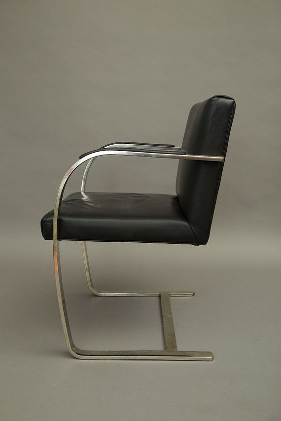 Mies Van Der Rohe BRNO chair Mies Van Der Rohe BRNO chair