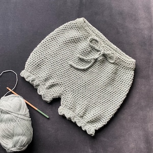 Crochet Pattern, Frilly Shorts/Bloomers