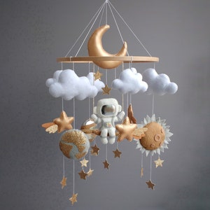 Space Baby Mobile, Planet Mobile, Baby Mobile Neutral, Space Baby Shower, Cot Mobile, Expecting Mom Gift