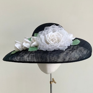 Black and white Ascot hat, wide brim wedding hat, mother of the bride white and black hat, race day floral headpiece, wedding hat white
