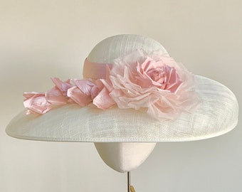 Floral pale pink hat, Statement wide brim hat, elegant wedding hat in ivory, blush pink fascinator for the races, mother of the bride hat